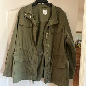 GAP Women's Utility Jacket in Olive
